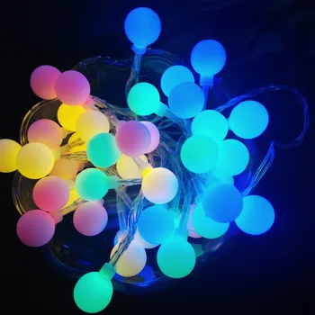 YIYANG Új 1,5 M Ünnep Tündér Garland LED Labdát String Fények Karácsonyi Esküvő lakberendezés Dekoráció elemes Lámpák