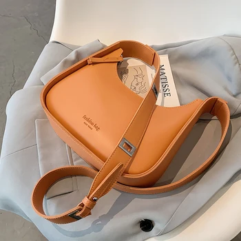 Nyári high-end táska 2021 új divat női táska niche design messenger bag női vad ins válltáska