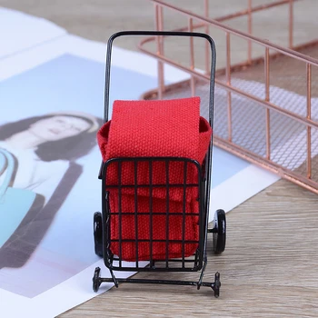 Mini bevásárló kosár modell gyermek baba ajándék Játék 1:12 mini Babaház Bútorok Miniatűr rement tartozékok vas kosárba